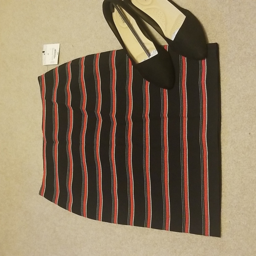 Liz Claiborne career striped pencil skirt sz 4 NWT